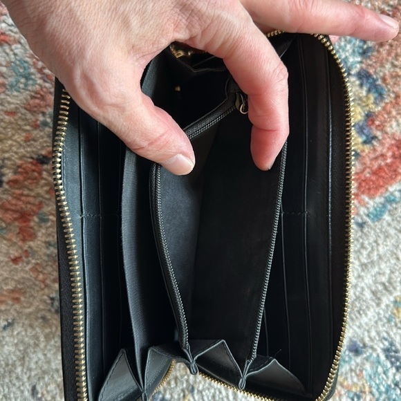 GUCCI Sherry Round Zippy Long Wallet Leather Black Red Authentic MWa0102 - Picture 3 of 9